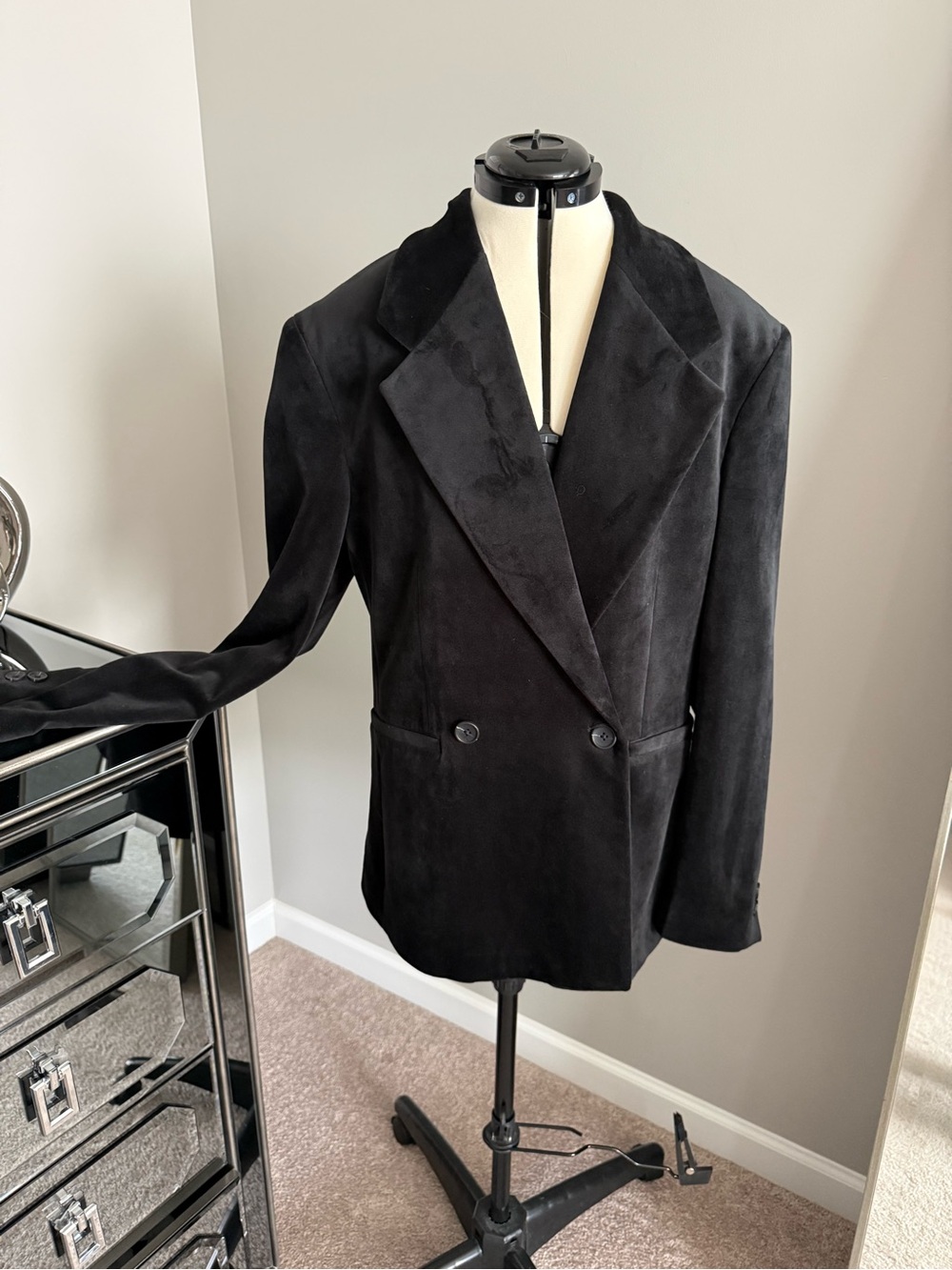 Zara Classic Black Double-Breasted Blazer